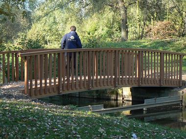 Passerelle mixte bois / métal